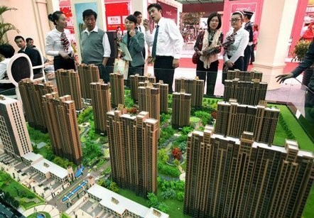 Bơm thêm tiền không cứu nổi BĐS Bơm thêm tiền không cứu nổi BĐS