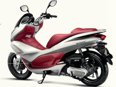 Hai mẫu xe ga Spacy và PCX mới của Honda Hai mẫu xe ga Spacy và PCX mới của Honda