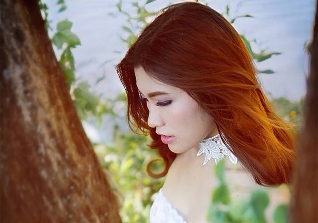 Khi nữ sinh trường ngoan chụp ảnh khoe thân táo bạo Khi nữ sinh trường ngoan chụp ảnh khoe thân táo bạo
