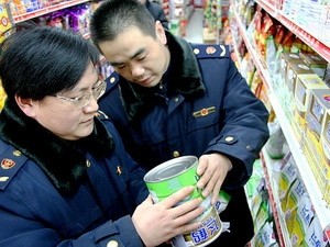 Ba trẻ chết vì uống sữa bẩn Ba trẻ chết vì uống sữa bẩn