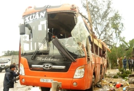 Hãi hùng chuyến xe về quê ăn Tết! Hãi hùng chuyến xe về quê ăn Tết!
