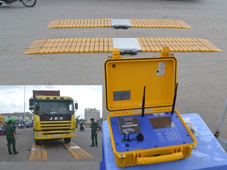 Cân của CSGT... lúc nặng lúc nhẹ Cân của CSGT... lúc nặng lúc nhẹ