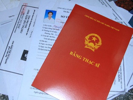 Thạc sĩ đi phụ xe lấy tiền xin việc Thạc sĩ đi phụ xe lấy tiền xin việc