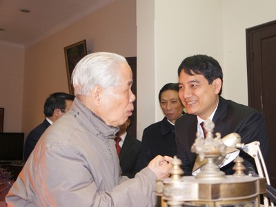Nguyên Tổng Bí thư Đỗ Mười: Ba giải pháp giúp thanh niên Nguyên Tổng Bí thư Đỗ Mười: Ba giải pháp giúp thanh niên