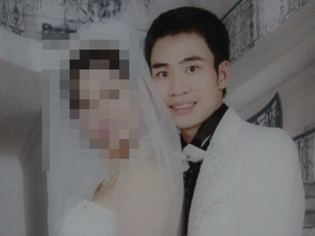 Vụ bố cầm súng khống chế con gái: 20 giờ căng thẳng Vụ bố cầm súng khống chế con gái: 20 giờ căng thẳng
