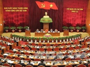 Hội nghị lần thứ 8 BCH Trung ương Đảng bàn nhiều vấn đề quan trọng Hội nghị lần thứ 8 BCH Trung ương Đảng bàn nhiều vấn đề quan trọng