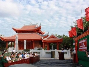 Khánh thành nhà tưởng niệm Bác Hồ tại Trường Sa Khánh thành nhà tưởng niệm Bác Hồ tại Trường Sa