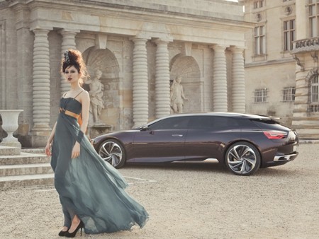 Chân dài cá tính bên Citroën Numéro 9 Chân dài cá tính bên Citroën Numéro 9