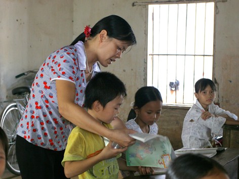 Giáo viên sẽ hưởng lương theo năng lực, hiệu quả? Giáo viên sẽ hưởng lương theo năng lực, hiệu quả?