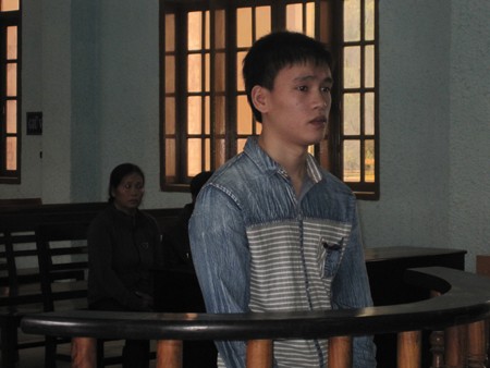 Đau lòng em giết chết anh để gia đình bớt khổ Đau lòng em giết chết anh để gia đình bớt khổ