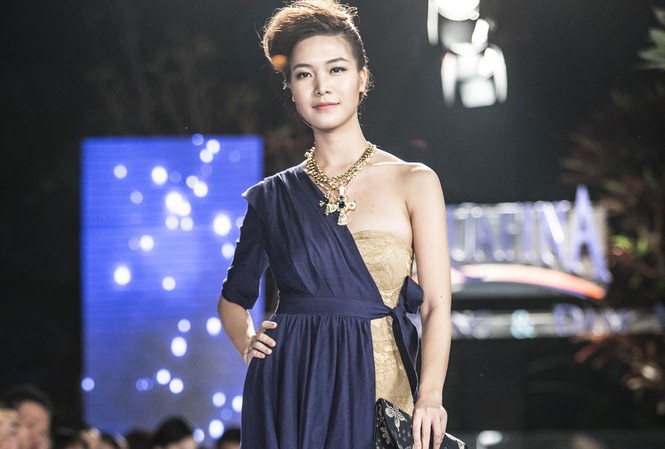 Hoa hậu Thùy Dung gợi cảm 'tái xuất' sàn catwalk Hoa hậu Thùy Dung gợi cảm 'tái xuất' sàn catwalk