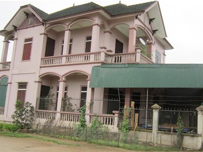 Trao 'bò' cho 'bợm', mất nhà kêu ai? Sổ đỏ của ngôi nhà này được cho mượn để thế chấp, vay ngân hàng 1,1 tỷ đồng
