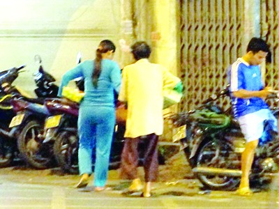 Lộ diện thêm một nhóm 'cái bang' Lộ diện thêm một nhóm 'cái bang'
