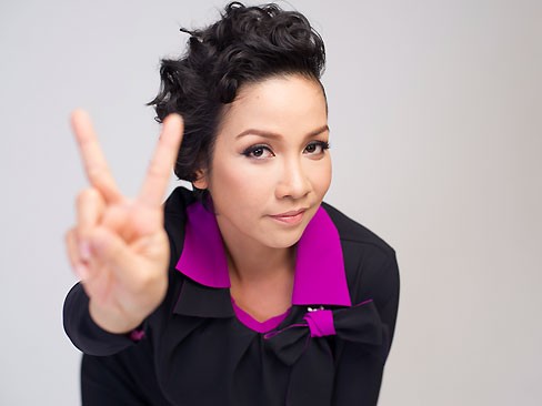 Mỹ Linh: Sợ bị lừa khi ngồi ghế nóng 'The Voice' Mỹ Linh: Sợ bị lừa khi ngồi ghế nóng 'The Voice'