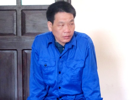 Bé ba tuổi bị kẻ nghi nhiễm HIV hiếp dâm Bé ba tuổi bị kẻ nghi nhiễm HIV hiếp dâm