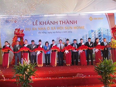 Khánh thành nhà xã hội đầu tiên thuộc gói 3.000 tỷ đồng Khánh thành nhà xã hội đầu tiên thuộc gói 3.000 tỷ đồng