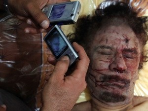 Lập ủy ban điều tra cái chết của ông Gaddafi Lập ủy ban điều tra cái chết của ông Gaddafi