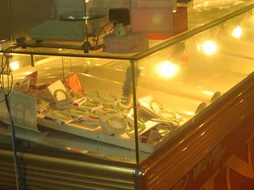 Lật tẩy vụ thôi miên cướp tiệm vàng Tiệm vàng Tín Huy sau khi xảy ra vụ thôi miên
