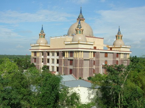 Đại gia Trầm Bê và những điều chưa biết Đại gia Trầm Bê và những điều chưa biết