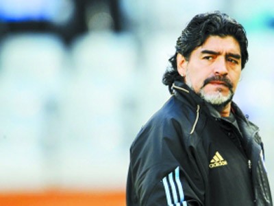 Sinh nhật buồn nhất đời Maradona Sinh nhật buồn nhất đời Maradona