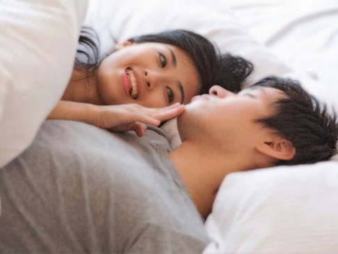 Bà xã nói tôi như cờ không có gió... Bà xã nói tôi như cờ không có gió...