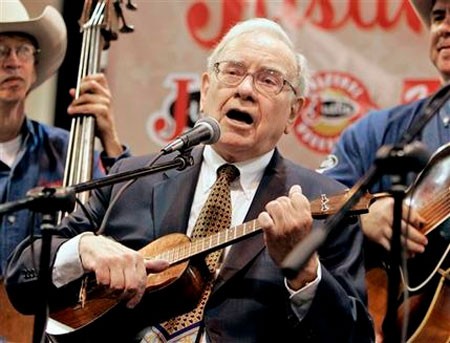 Tỷ phú Warren Buffett kiếm 37 triệu USD mỗi ngày Tỷ phú Warren Buffett kiếm 37 triệu USD mỗi ngày