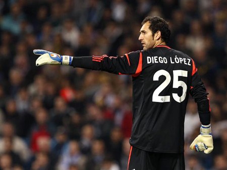 Mourinho công khai 'bỏ rơi' Casillas Mourinho tiếp tục đặt niềm tin vào Diego Lopez