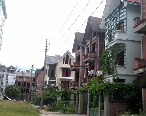 Bán nhà xây thô để giảm giá Bán nhà xây thô để giảm giá