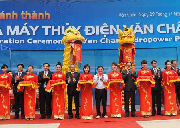 Khánh thành nhà máy thủy điện Văn Chấn Khánh thành nhà máy thủy điện Văn Chấn