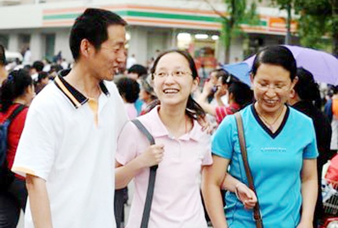 Thi xong đại học, học sinh đổ xô đi du lịch Thi xong đại học, học sinh đổ xô đi du lịch