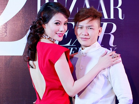Trương Ngọc Ánh rực rỡ đầm đỏ đi dự tiệc tối Trương Ngọc Ánh rực rỡ đầm đỏ đi dự tiệc tối