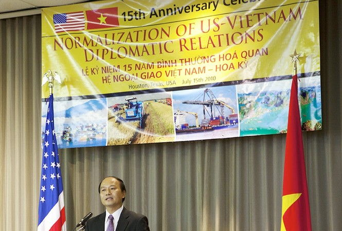 Cảm nhận lòng vị tha của người dân Việt Nam Cảm nhận lòng vị tha của người dân Việt Nam