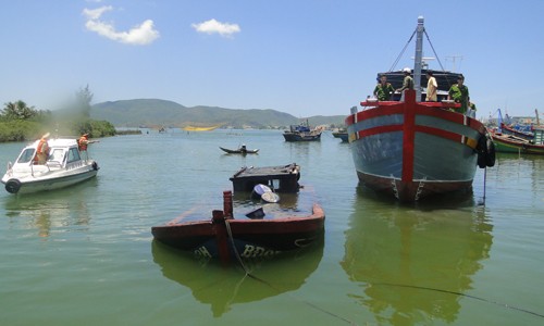 Phát hiện chủ tàu bị nghi gây tràn dầu biển Quy Nhơn Phát hiện chủ tàu bị nghi gây tràn dầu biển Quy Nhơn