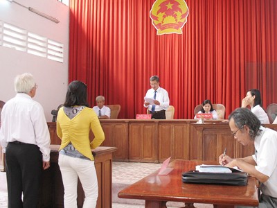 Ra quyết định sai, Thẩm phán phải bỏ tiền túi đền Ra quyết định sai, Thẩm phán phải bỏ tiền túi đền