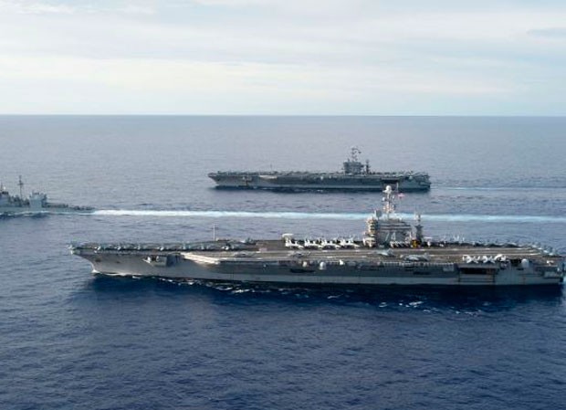 Tàu sân bay Mỹ triển khai đội hình ở biển Đông Tàu sân bay Mỹ triển khai đội hình ở biển Đông