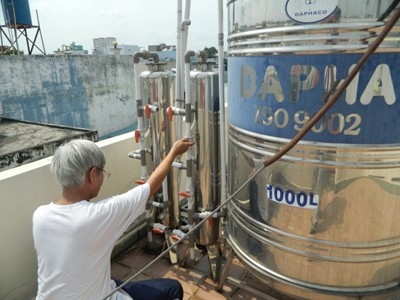 Nước máy pha nước… cống Nước máy pha nước… cống