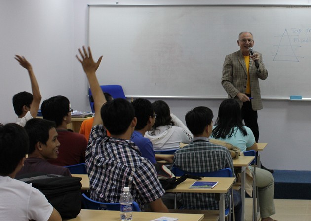 ĐH khoa học tự nhiên TPHCM: Xét tuyển hệ cử nhân quốc tế ĐH khoa học tự nhiên TPHCM: Xét tuyển hệ cử nhân quốc tế