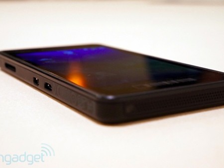 BlackBerry 10 Alpha chính thức trình làng BlackBerry 10 Alpha chính thức trình làng