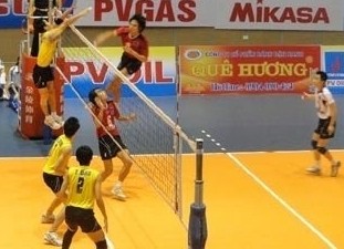 ‘Oan gia ngõ hẹp’ ‘Oan gia ngõ hẹp’