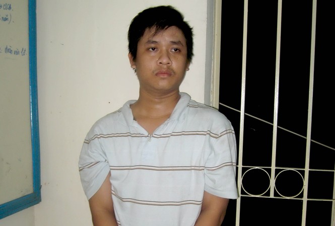 Bắt đối tượng mua bán ma túy 'đá' Bắt đối tượng mua bán ma túy 'đá'