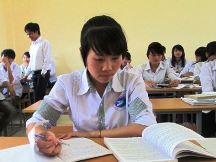 Gặp nữ sinh mồ côi học giỏi, đam mê môn Sử Gặp nữ sinh mồ côi học giỏi, đam mê môn Sử