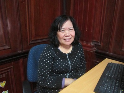 Hò hét, ép rượu - Tâm lý đám đông tệ hại Hò hét, ép rượu - Tâm lý đám đông tệ hại