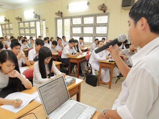 Tuyển sinh ĐH, CĐ: sẽ có hai mức điểm sàn? Tuyển sinh ĐH, CĐ: sẽ có hai mức điểm sàn?