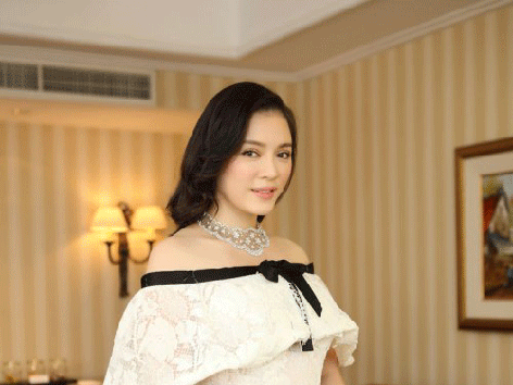 Lý Nhã Kỳ giàu nhờ có công ty riêng? Lý Nhã Kỳ giàu nhờ có công ty riêng?