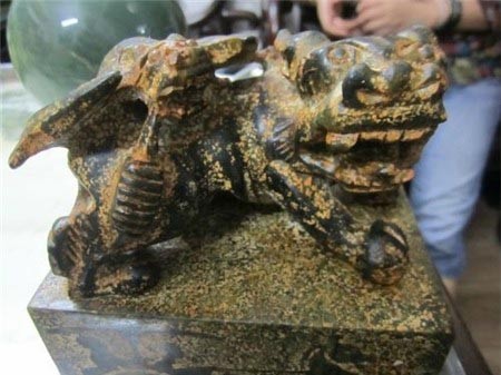 Những 'siêu phẩm' phong thủy và chuyện bỏ tiền rước họa Những 'siêu phẩm' phong thủy và chuyện bỏ tiền rước họa