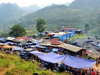 7 ngày đi chợ phiên ở Lào Cai 7 ngày đi chợ phiên ở Lào Cai