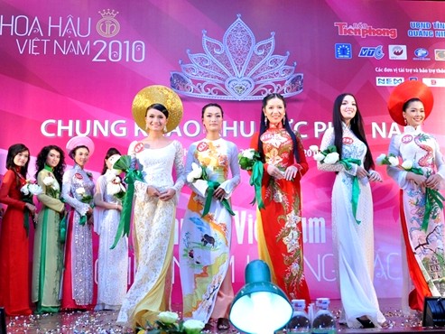 Gần 7.000 vé cho đêm chung kết Gần 7.000 vé cho đêm chung kết