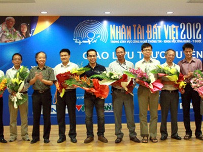 Nhân tài Đất Việt: Bệ phóng của những thành công Nhân tài Đất Việt: Bệ phóng của những thành công