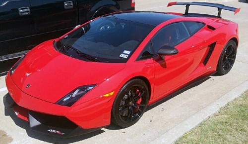 Nữ sinh 15 tuổi lái 'siêu bò' Lamborghini đến trường Nữ sinh 15 tuổi lái 'siêu bò' Lamborghini đến trường