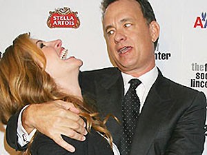 Julia Roberts phải lòng Tom Hanks Julia Roberts phải lòng Tom Hanks